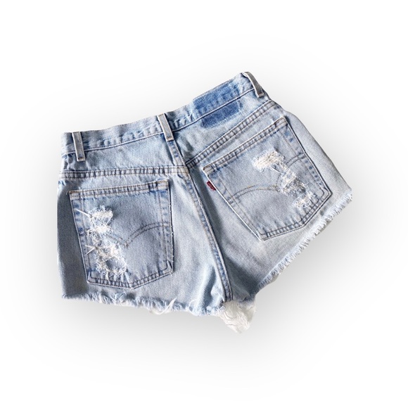 LF Furst of a Kind ★ Upcycled Vintage Levi's® ★ Lace Cut Off Denim Jeans Shorts - Picture 10 of 16